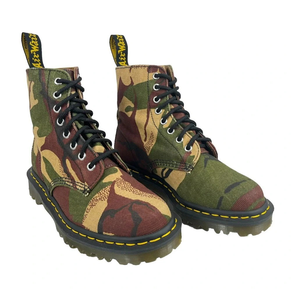 Dr. Martens Men 5 Women 6 Camo Lickwax Canvas Lace‎ Up Boots Made in England